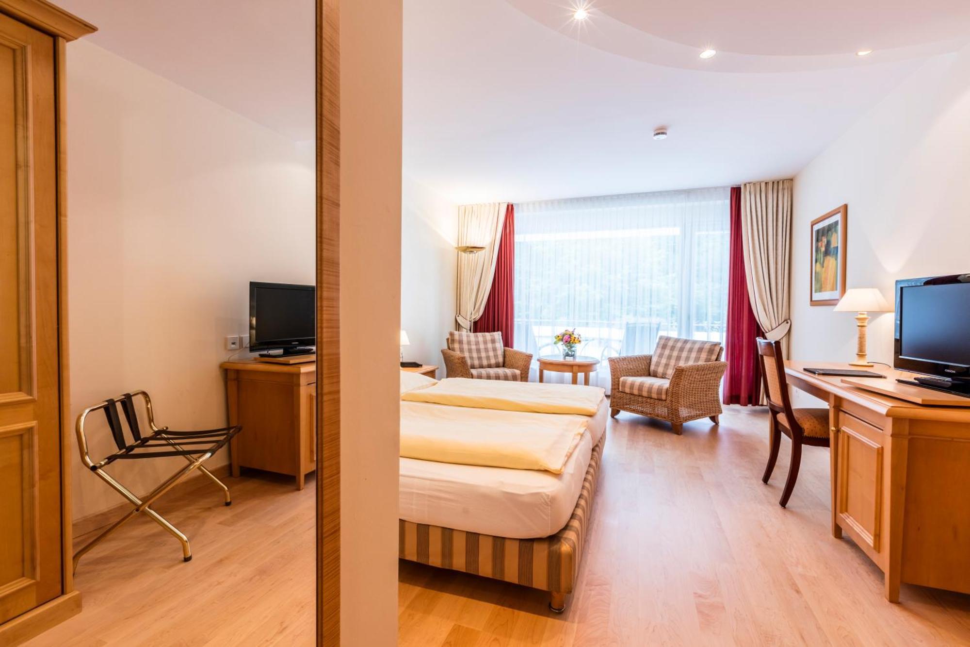 Waldhotel Bad Sulzburg Exterior photo